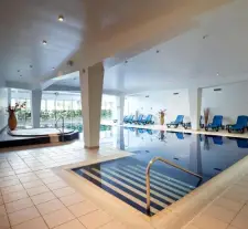 4* Mercure Cardiff Stay + Breakfast, Spa Access &amp; Late Check-out for 2 £89 @ Wowcher