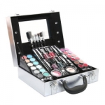 https://www.awin1.com/cread.php?awinmid=9&awinaffid=111192&clickref=&p=http%3A%2F%2Fwww.fragrancedirect.co.uk%2Fparis-memories-silver-light-up-vanity-case-gift-set-0086397.html