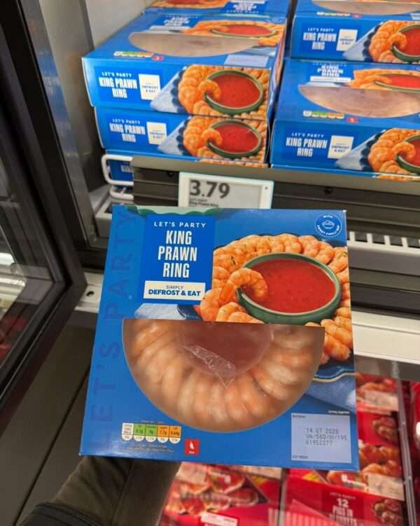 It’s officially Christmas when Prawn rings hit the shops!!! 🍤